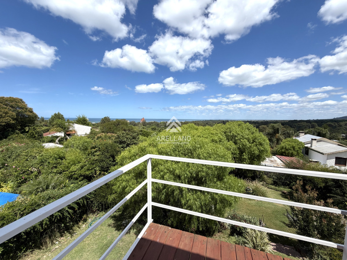 Casa ID.6195 - Venta casa 5 dormitorios en Piriapolis