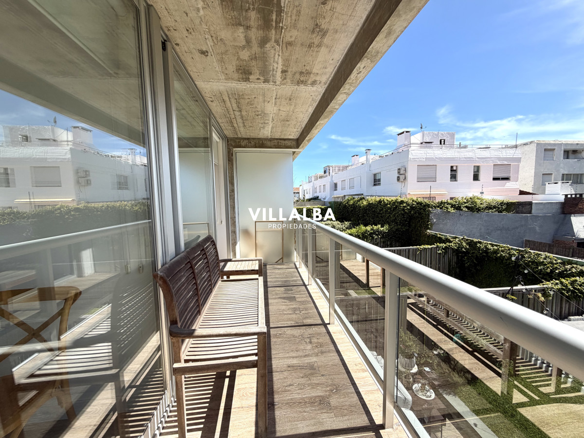 Apartamento ID.3939 - Apartamento en venta Peninsula, Punta del Este.