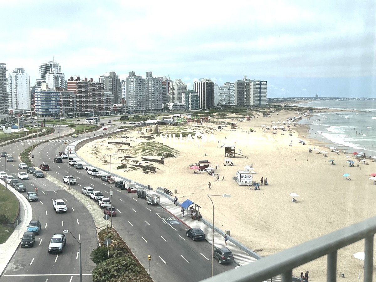 Apartamento ID.4070 - Apartamento en venta Peninsula, Punta del Este