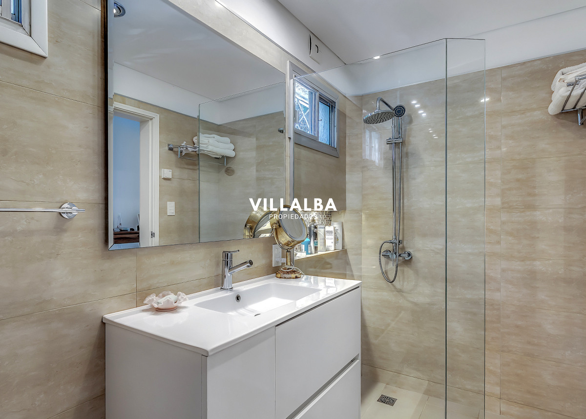 Apartamento ID.3288 - Casa en venta, Cantegril, Punta del Este