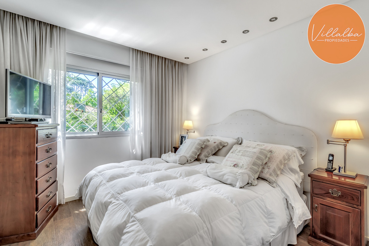 Apartamento ID.3288 - Casa en venta, Cantegril, Punta del Este