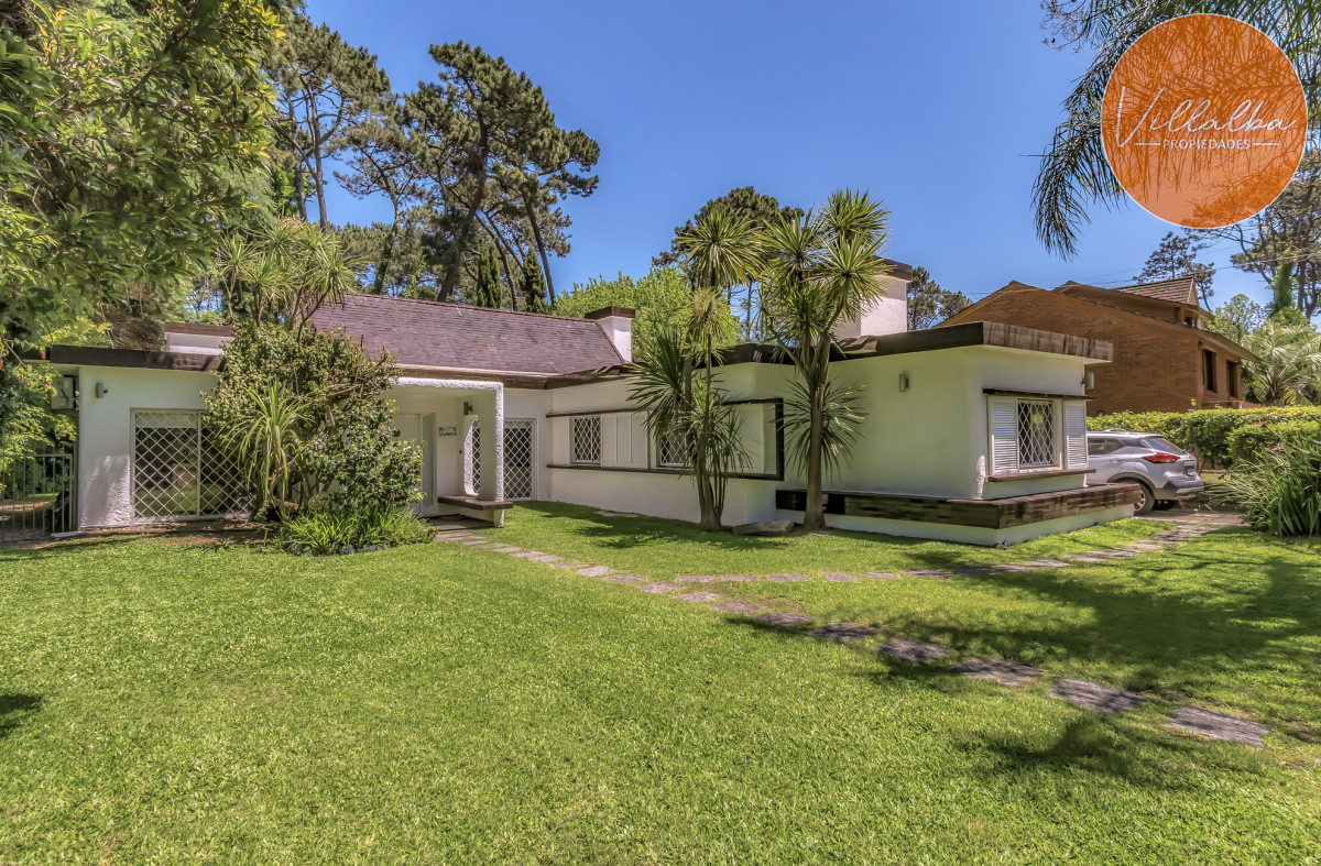 Apartamento ID.3288 - Casa en venta, Cantegril, Punta del Este