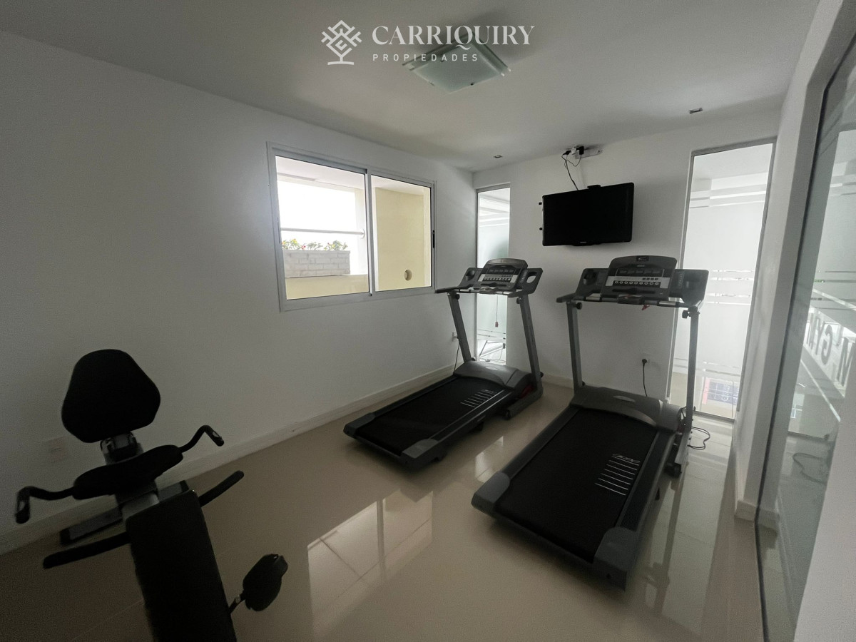 Apartamento ID.10175 - Apartamento en venta, Peninsula, Punta del Este