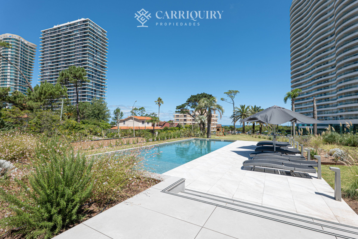 Apartamento ID.9481/-venta-MILLENIUM-TOWER-mansa-frente-al-mar-tres-suites-y-dependencias - Apartamento en venta playa Mansa Punta del Este