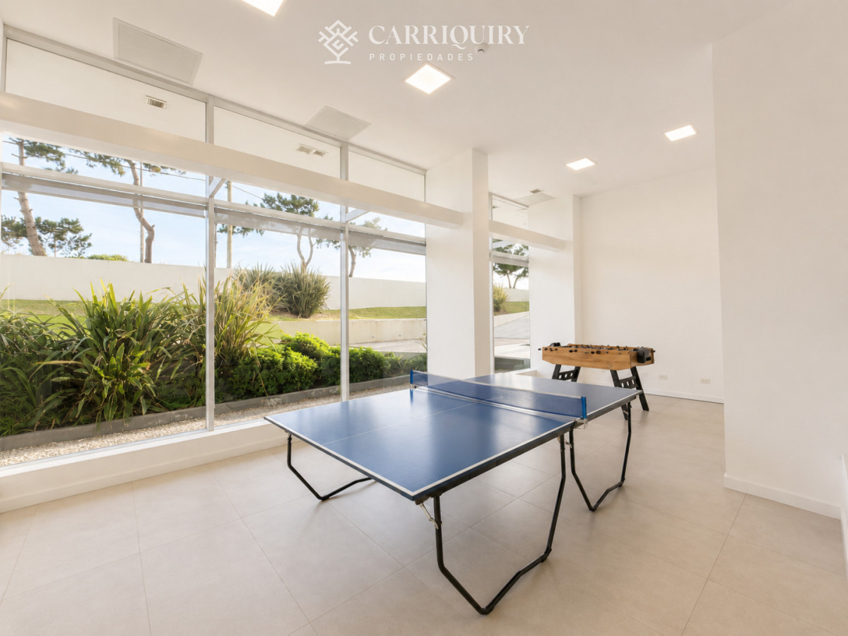 Apartamento ID.10111 - Apartamento en venta 2 dormitorios-primera linea Playa Mansa.