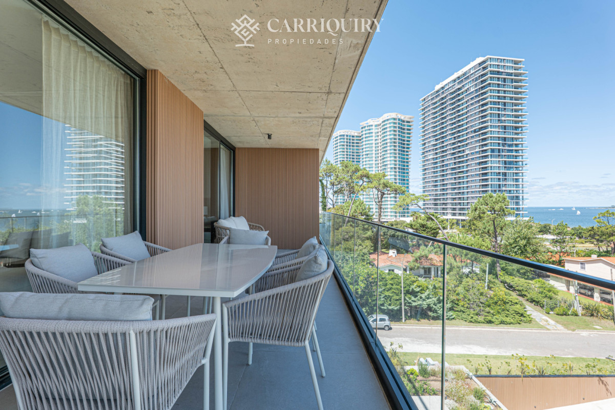 Apartamento ID.9481/-venta-MILLENIUM-TOWER-mansa-frente-al-mar-tres-suites-y-dependencias - Apartamento en venta playa Mansa Punta del Este