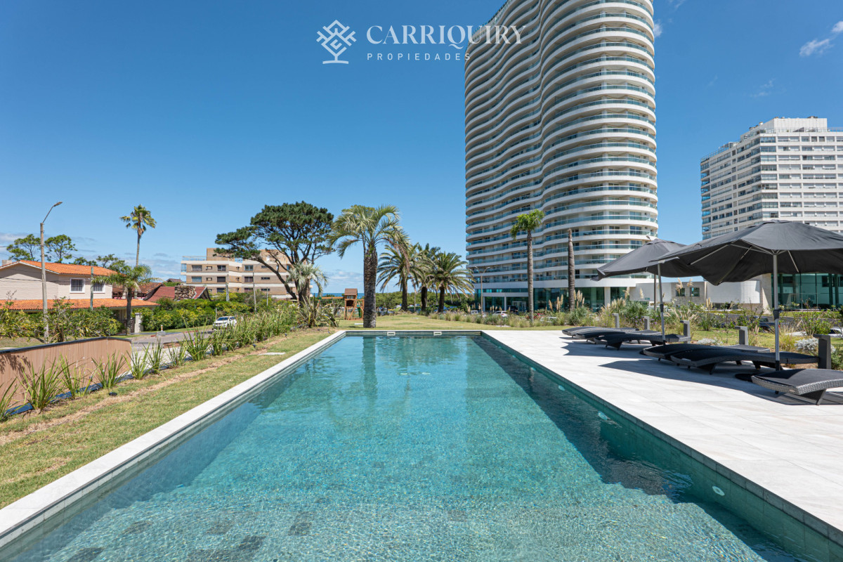 Apartamento ID.9481/-venta-MILLENIUM-TOWER-mansa-frente-al-mar-tres-suites-y-dependencias - Apartamento en venta playa Mansa Punta del Este