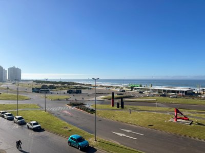 Espectacular apartamento en primera linea de playa Brava