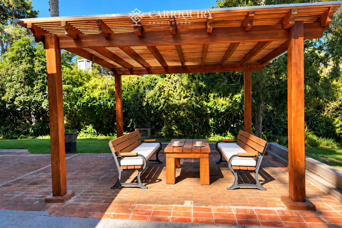 Casa ID.10053 - Espectacular casa en venta en playa mansa 