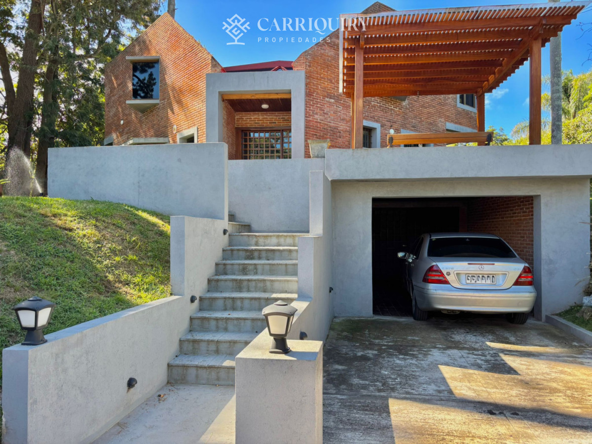 Casa ID.10053 - Espectacular casa en venta en playa mansa 