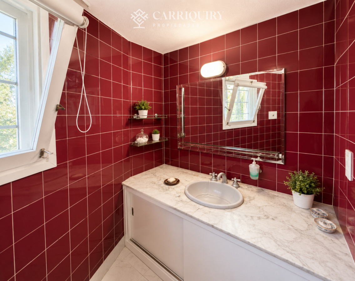 Casa ID.10053 - Espectacular casa en venta en playa mansa 