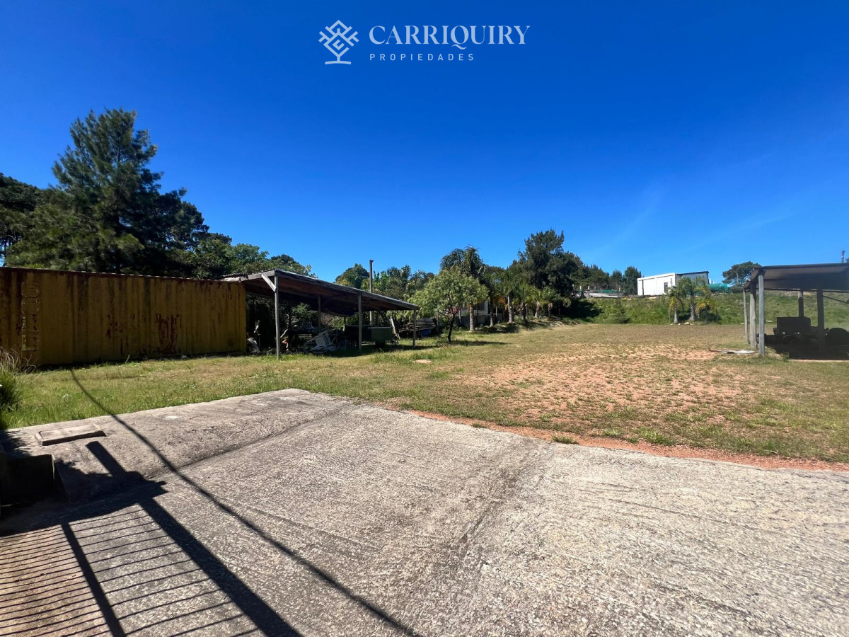 Terreno ID.9706/Último-terreno-con-vista-directa-a-la-laguna--600-m²--listo-para-construir - Terreno en venta Club del Lago