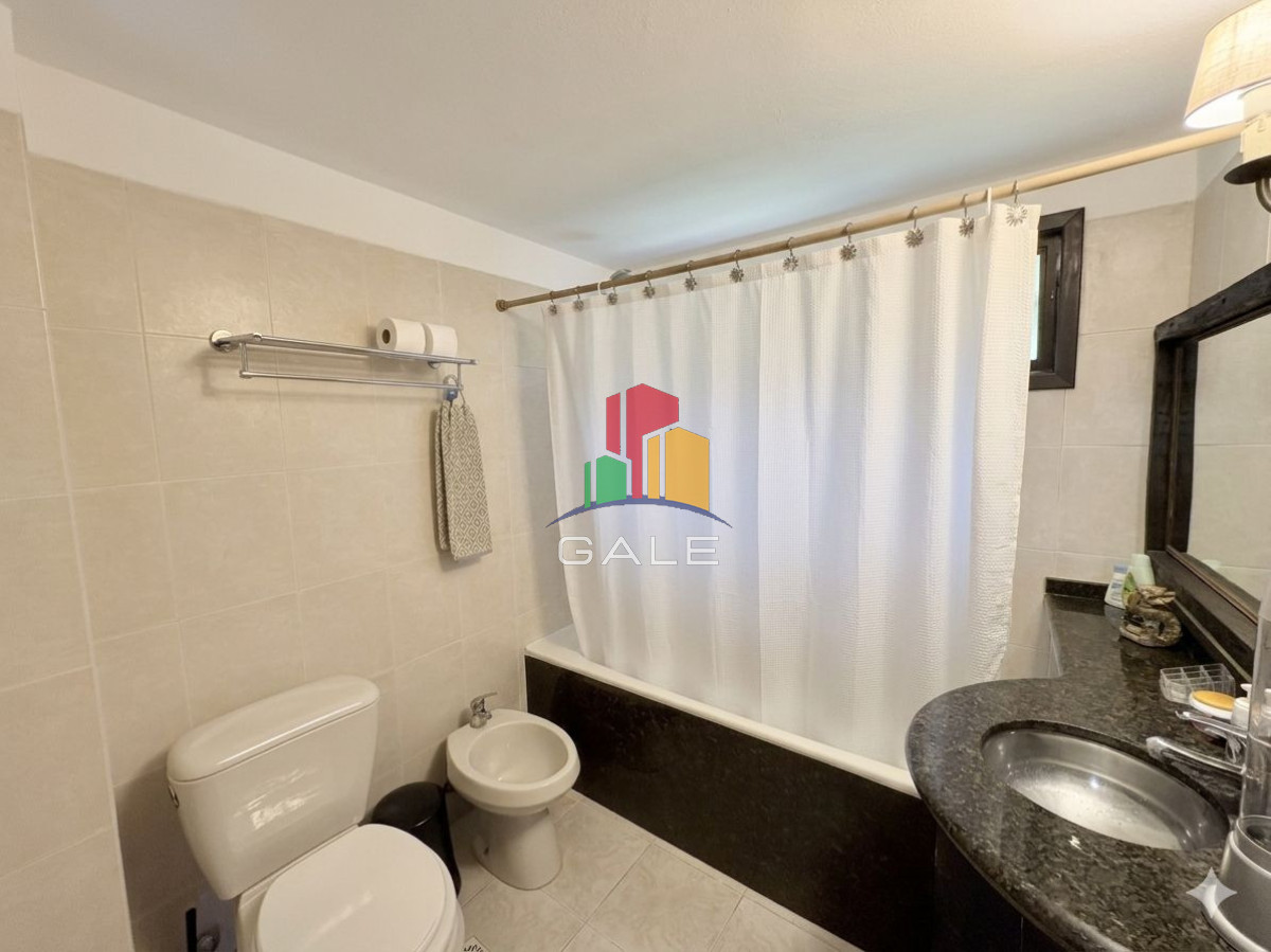 Casa ID.4864 - CASA EN VENTA Y ALQUILER ANUAL EN PINARES