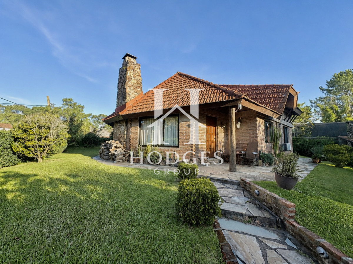 Casa ID.224 - CASA EN VENTA Y ALQUILER ANUAL EN PINARES
