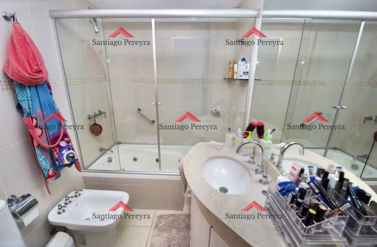 Apartamento ID.17086 - Apartamento en venta de 2 dormitorios en Playa Mansa