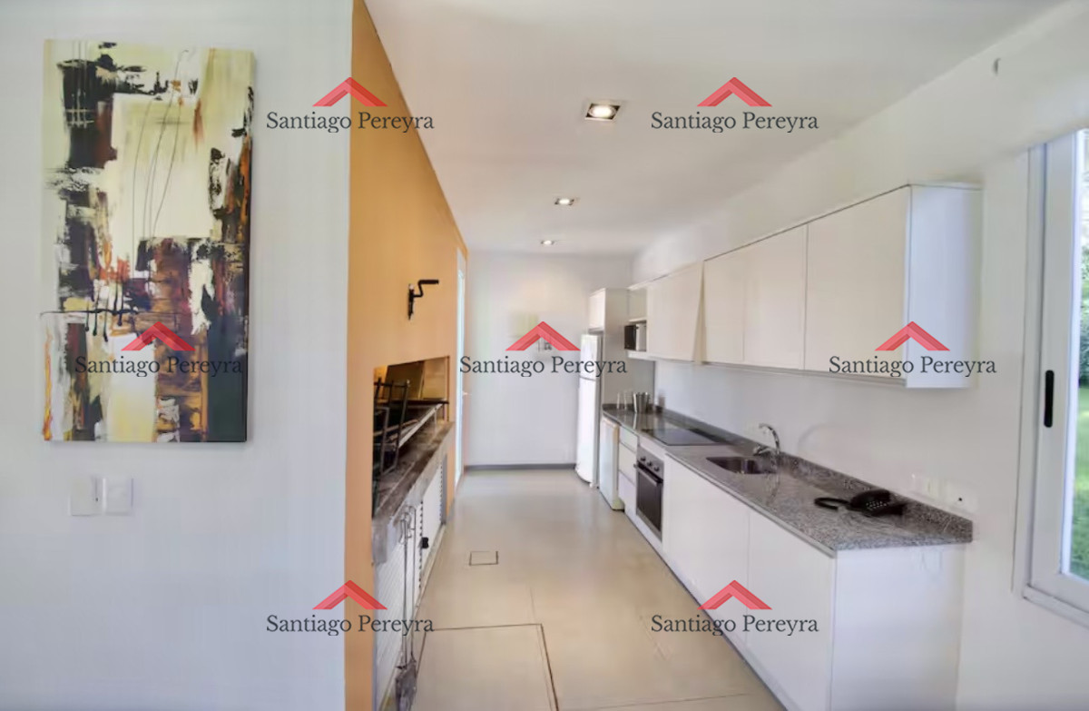 Apartamento ID.17086 - Apartamento en venta de 2 dormitorios en Playa Mansa
