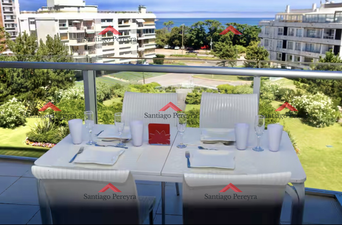 Apartamento ID.17086 - Apartamento en venta de 2 dormitorios en Playa Mansa