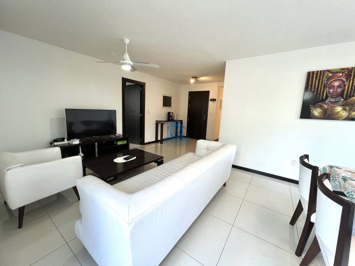 Apartamento ID.1183 - Apartamento en alquiler de 3 Dormitorios Punta del Este 