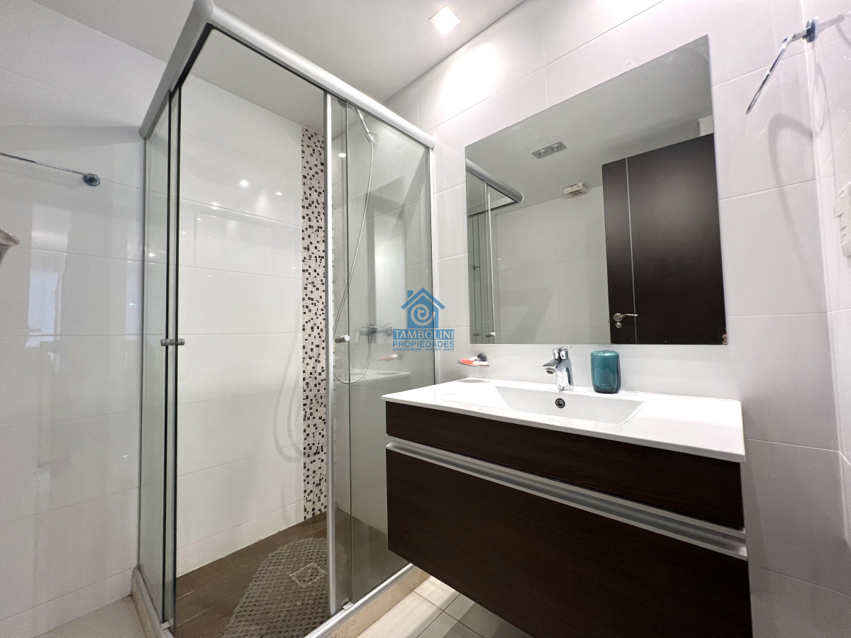 Apartamento ID.1183 - Apartamento en alquiler de 3 Dormitorios Punta del Este 