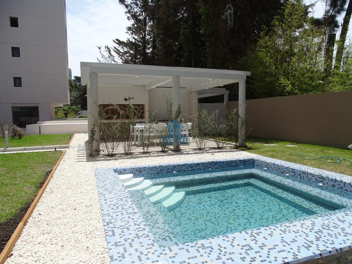 Apartamento ID.1183 - Apartamento en alquiler de 3 Dormitorios Punta del Este 