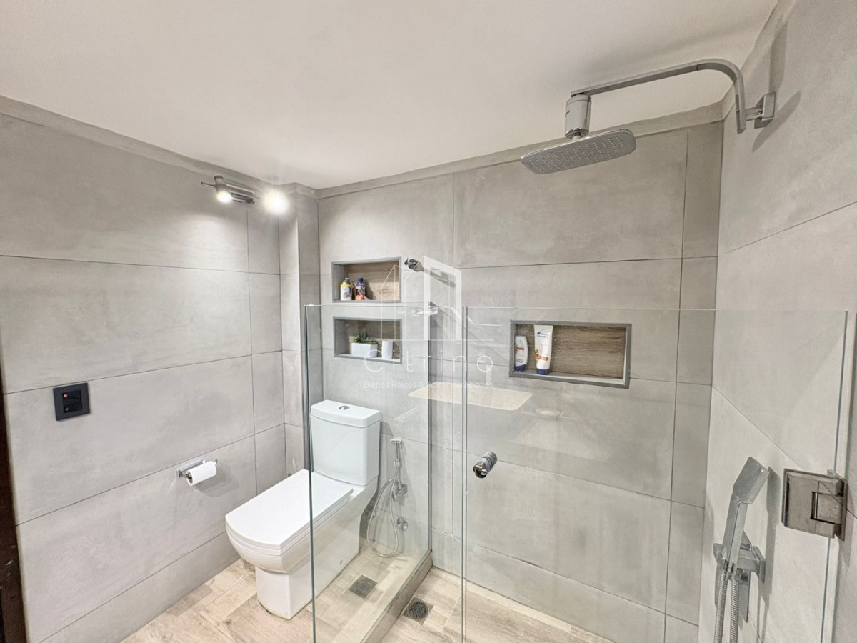 Casa ID.2435 - CASA EN VENTA Y ALQUILER ANUAL EN PINARES