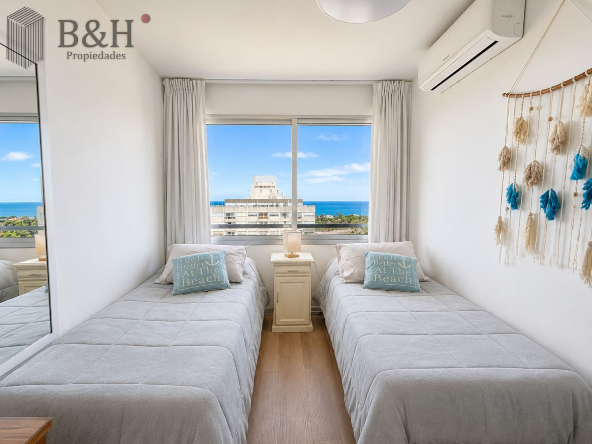 Apartamento ID.7623 - Apartamento en venta de 2 dormitorios, Roosevelt, Punta del Este