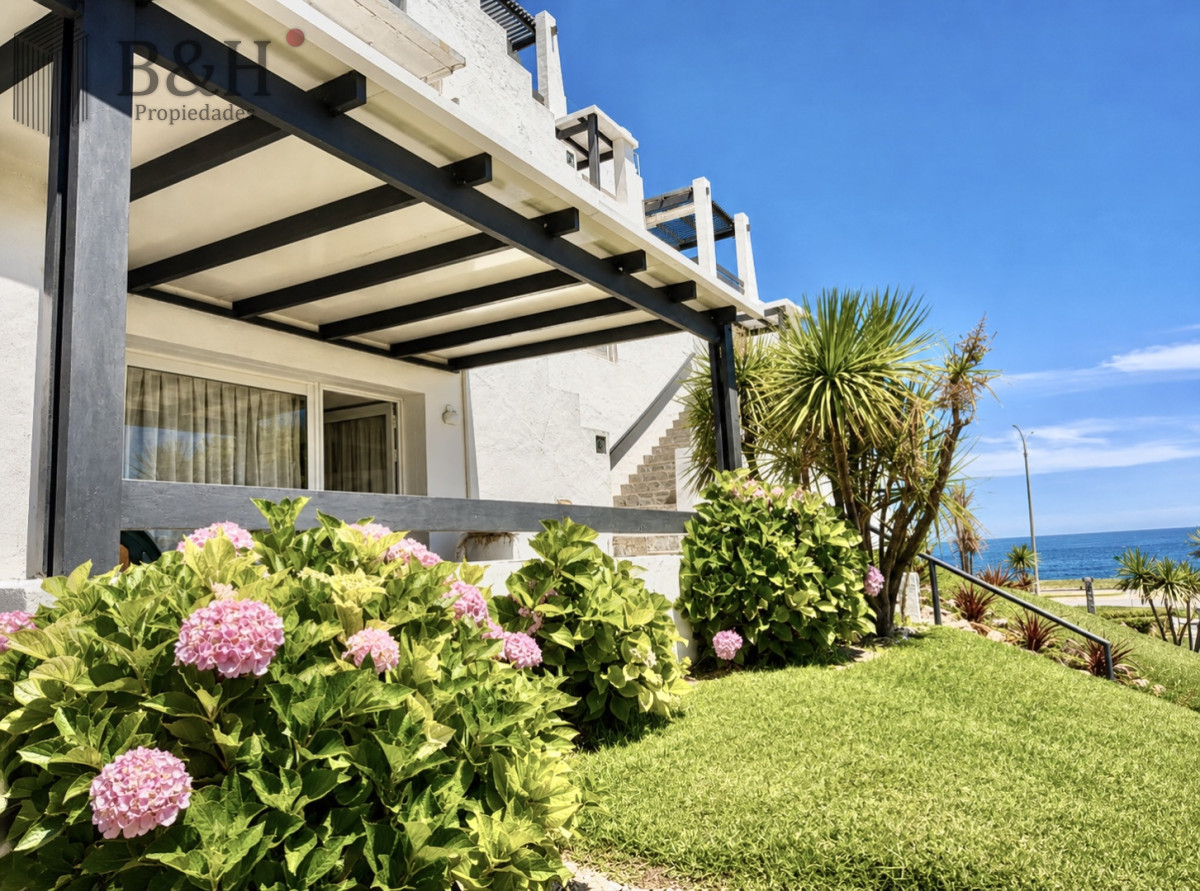 Apartamento ID.7460 - Apartamento en venta primera linea de playa Mansa, Punta del Este