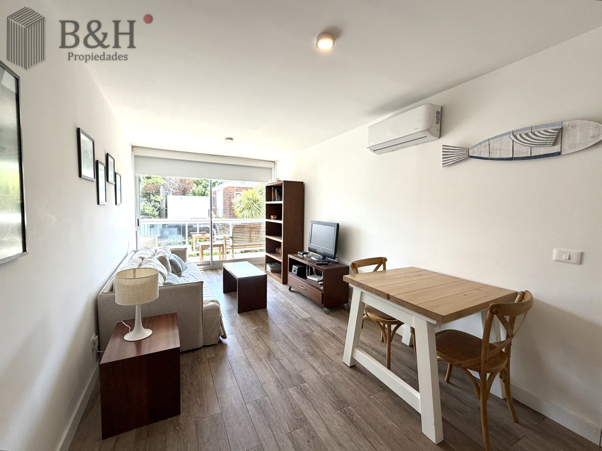 Apartamento ID.6325 - Apartamento en venta Peninsula, Punta del Este.