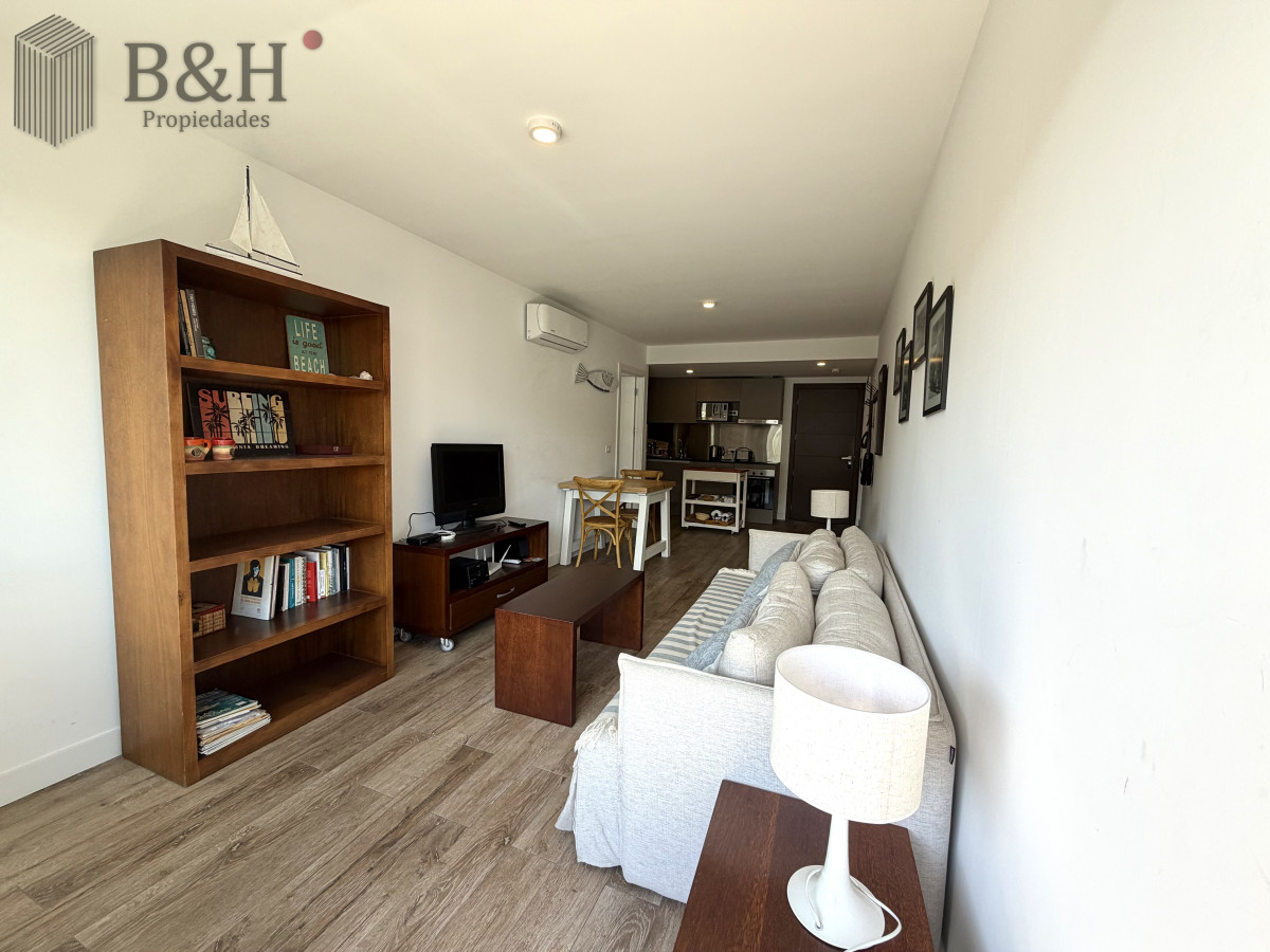 Apartamento ID.6325 - Apartamento en venta Peninsula, Punta del Este.