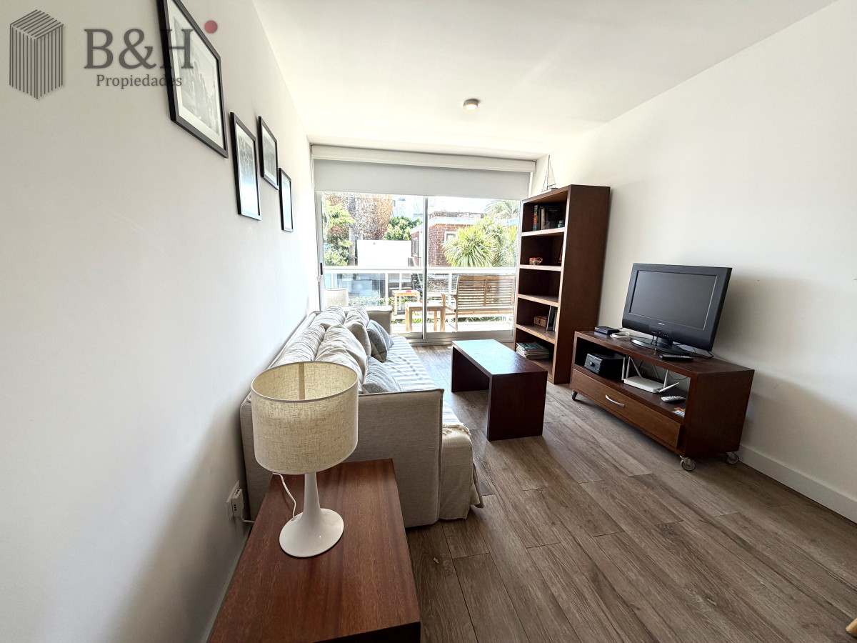 Apartamento ID.6325 - Apartamento en venta Peninsula, Punta del Este.