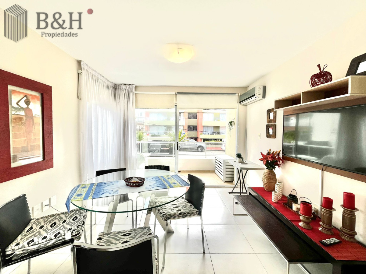 Apartamento en venta, Peninsula, Punta del Este - BYH7358A