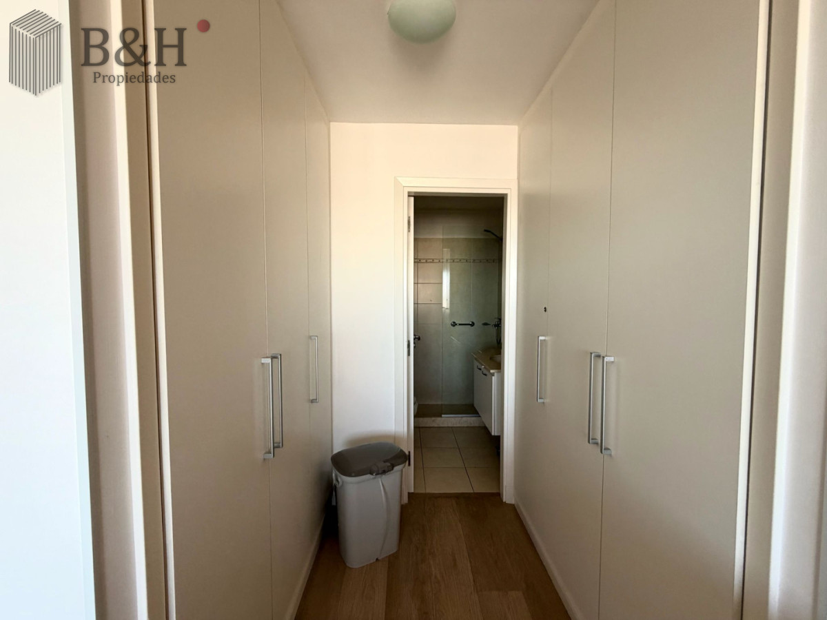 Apartamento ID.7623 - Apartamento en venta de 2 dormitorios, Roosevelt, Punta del Este
