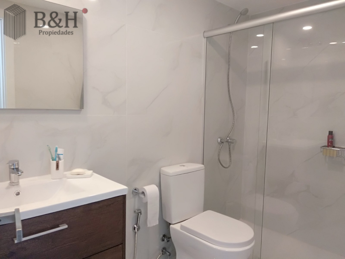 Apartamento ID.6325 - Apartamento en venta Peninsula, Punta del Este.