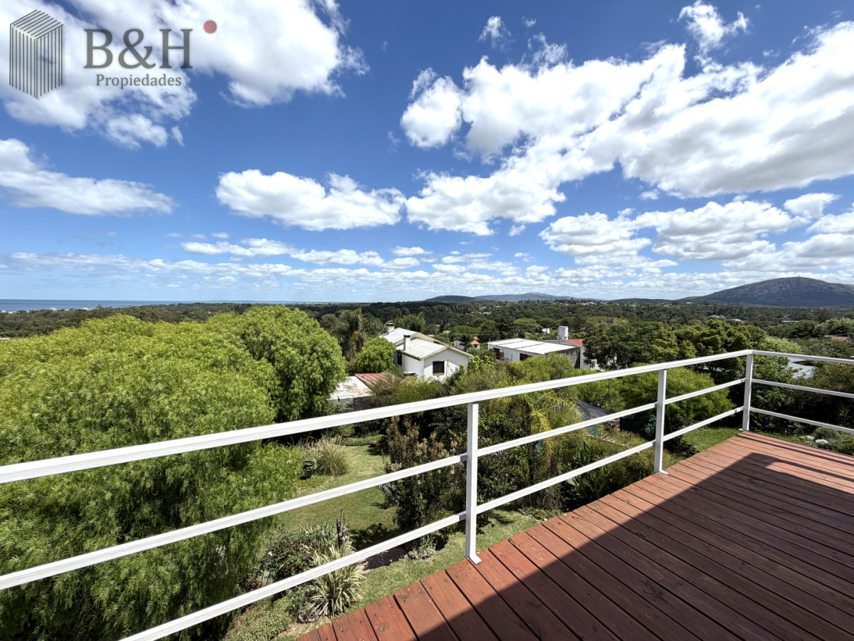 Casa ID.6870 - Espectacular casa en venta en Piriapolis