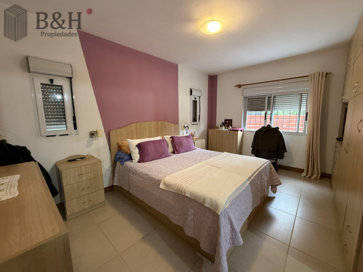 Casa ID.7794 - Casa de 3 dormitorios a la venta en Pinares - Playa Mansa