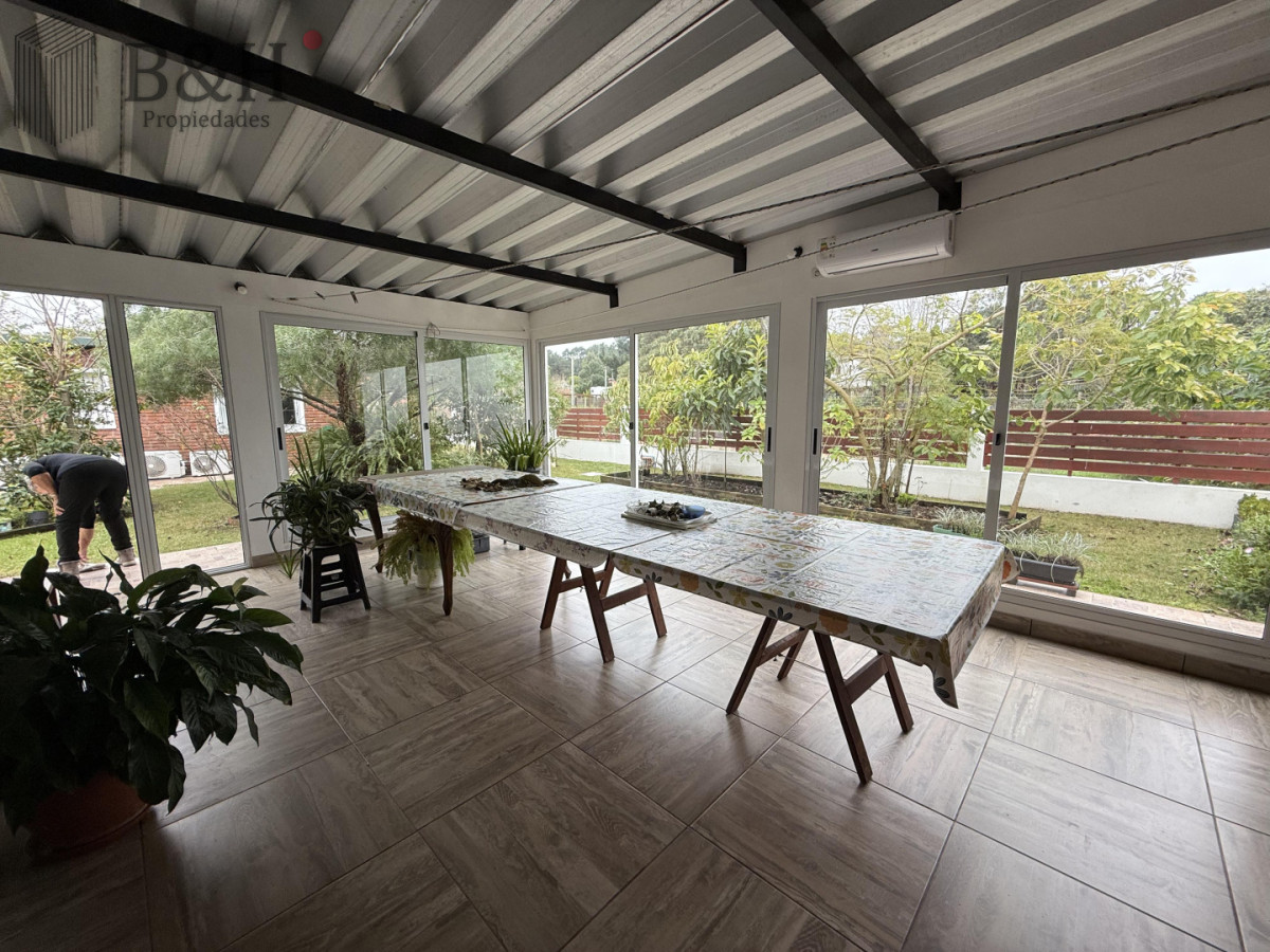Casa ID.7794 - Casa de 3 dormitorios a la venta en Pinares - Playa Mansa