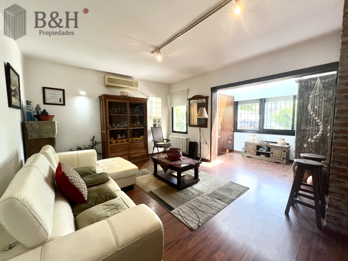 Casa ID.7040 - Casa en venta Barrio Monaco