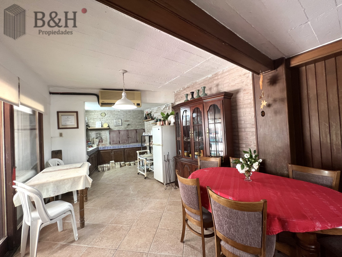 Casa ID.7040 - Casa en venta Barrio Monaco