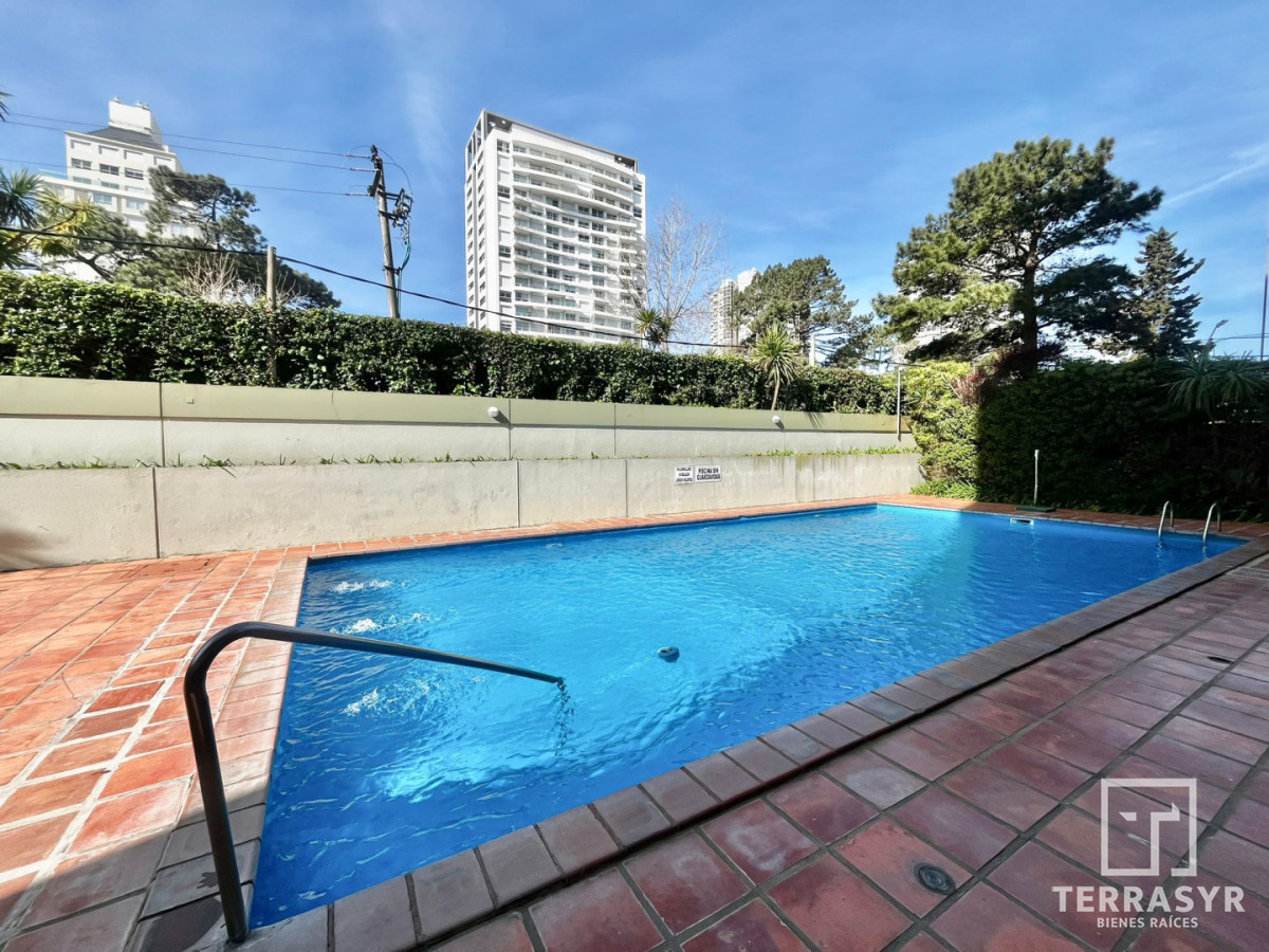 Apartamento ID.1552 - Apartamento en venta Punta del Este, Roosevelt