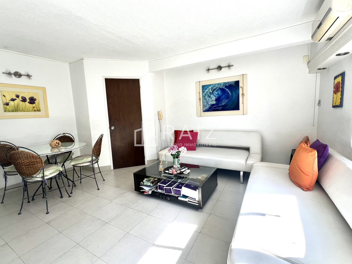 Apartamento ID.12163 - Apartamento en venta Av Roosevelt, Punta del Este