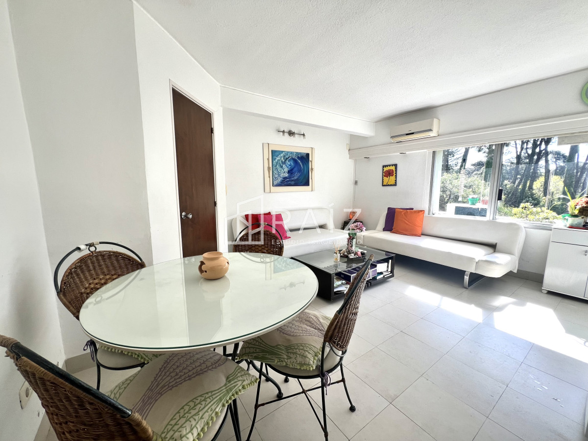 Apartamento ID.12163 - Apartamento en venta Av Roosevelt, Punta del Este