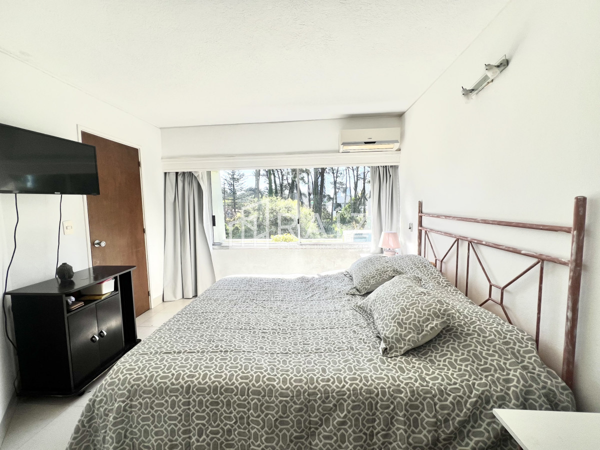 Apartamento ID.12163 - Apartamento en venta Av Roosevelt, Punta del Este