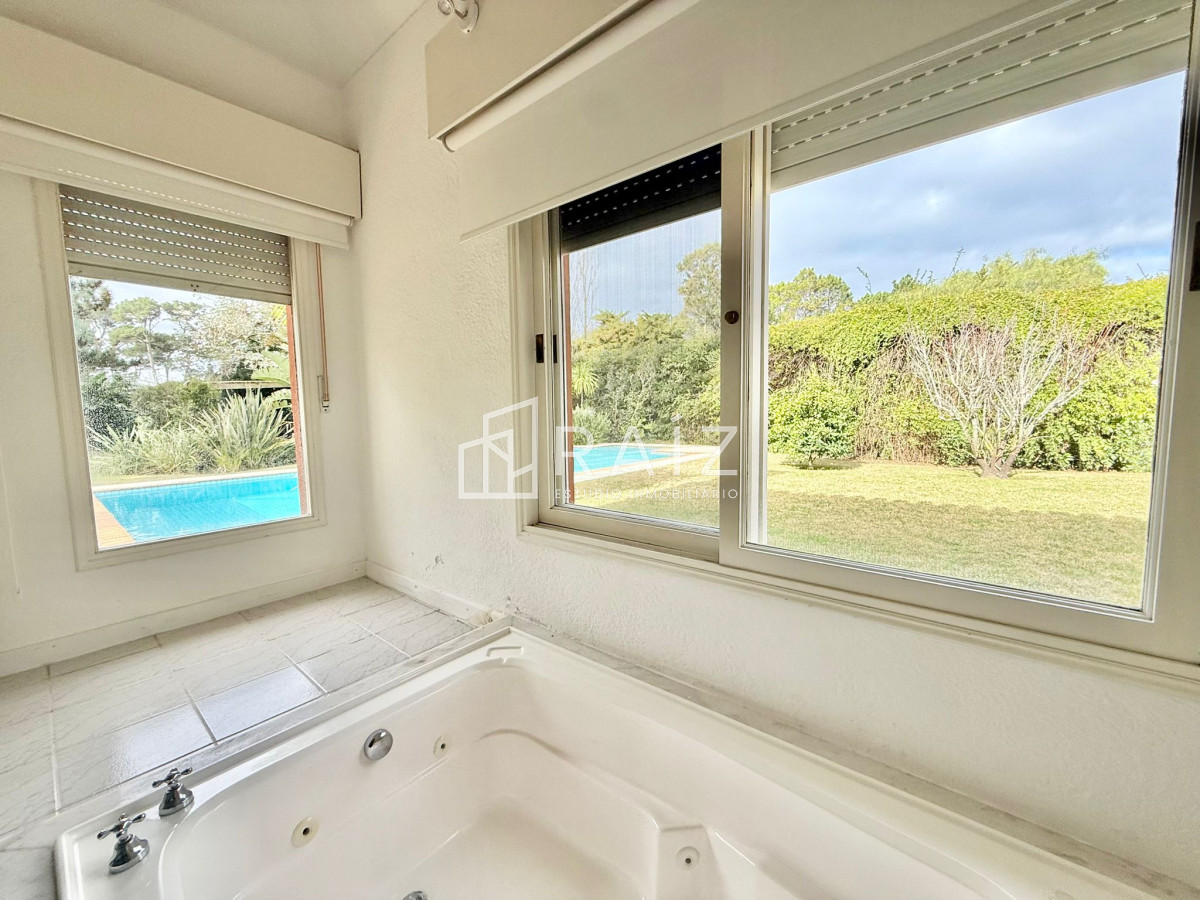 Casa ID.11561 - VENTA CASA 4 DORMITORIOS SAN RAFAEL