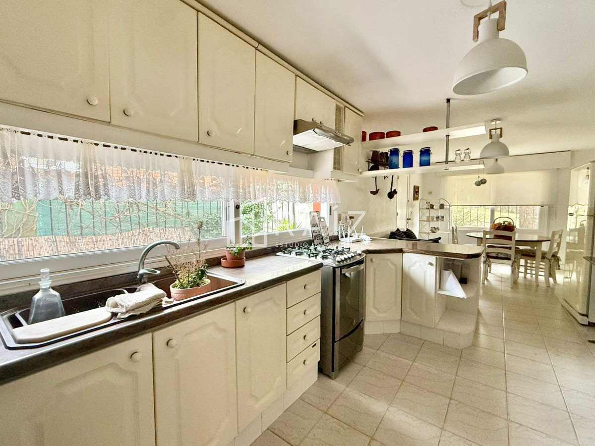 Casa ID.11561 - VENTA CASA 4 DORMITORIOS SAN RAFAEL