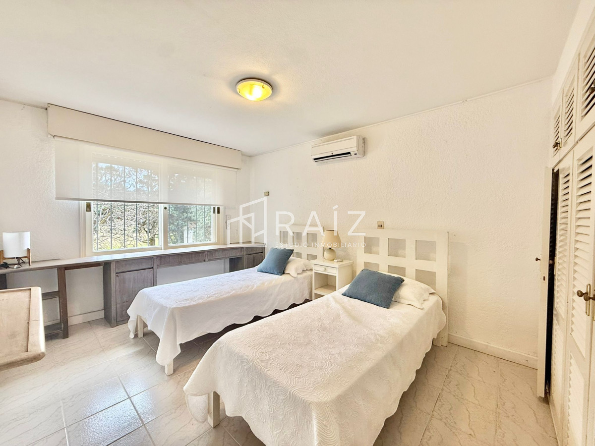 Casa ID.11561 - VENTA CASA 4 DORMITORIOS SAN RAFAEL