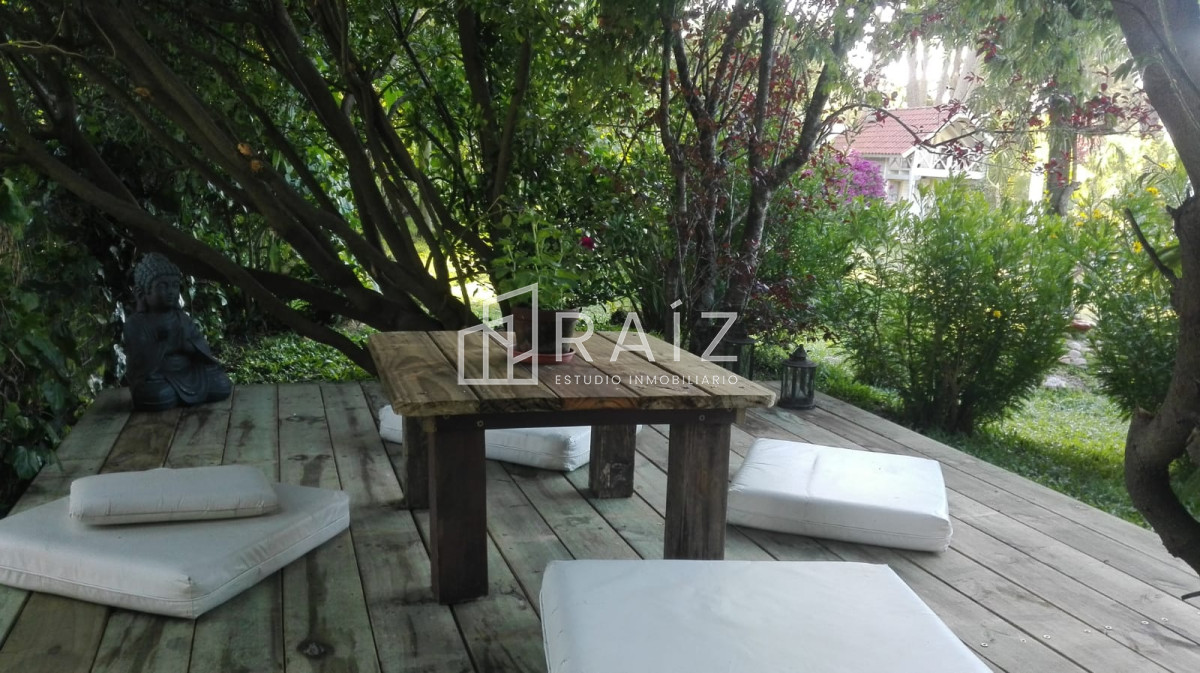 Casa ID.11566 - CASA EN VENTA 4 DORMITORIOS PLAYA MANSA