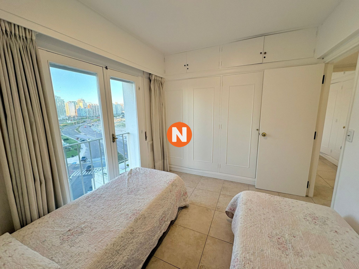 Apartamento Ref.225149 - Apartamento en venta Peninsula, Punta del Este