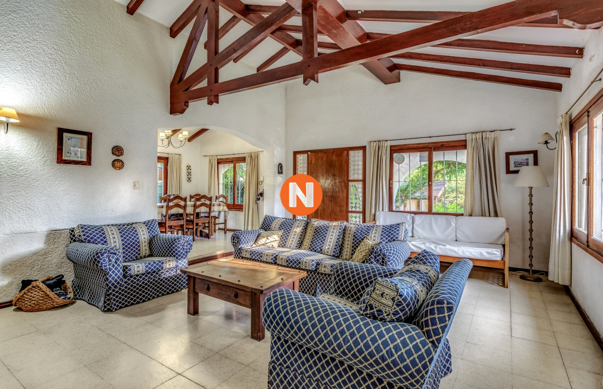 Casa Ref.224967 - Casa en venta playa Mansa, Punta del Este