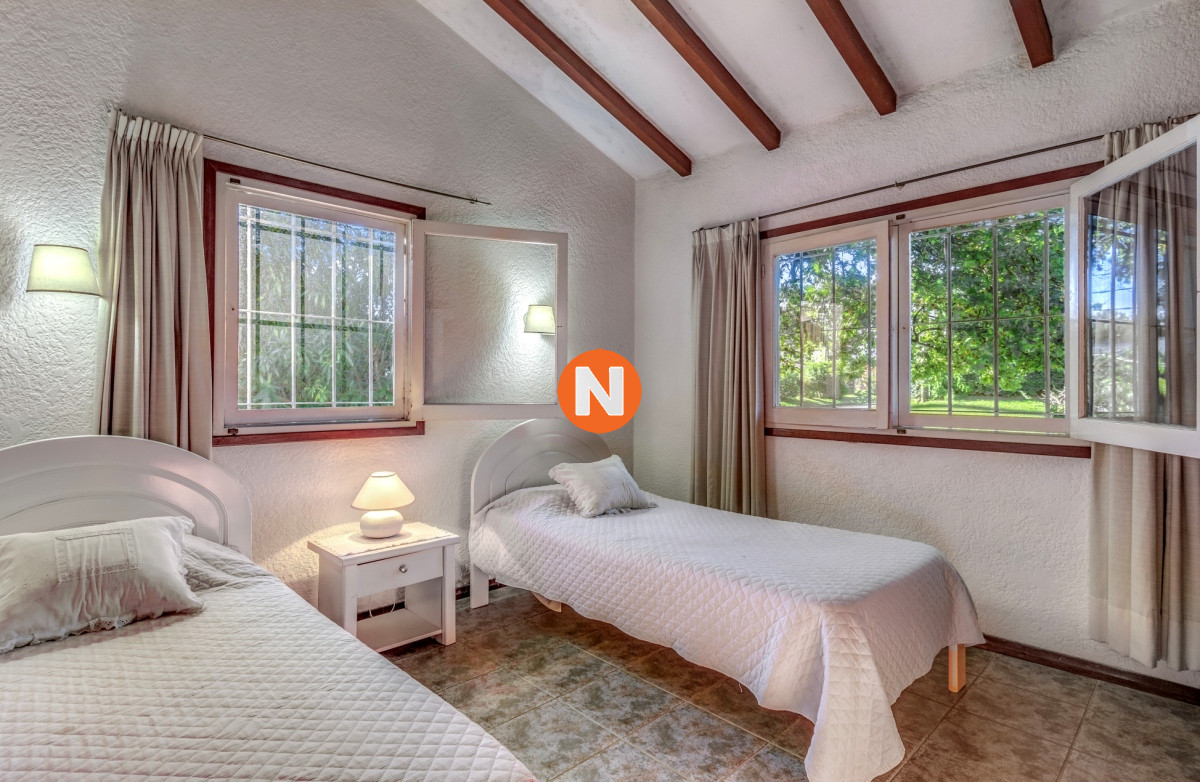 Casa Ref.224967 - Casa en venta playa Mansa, Punta del Este