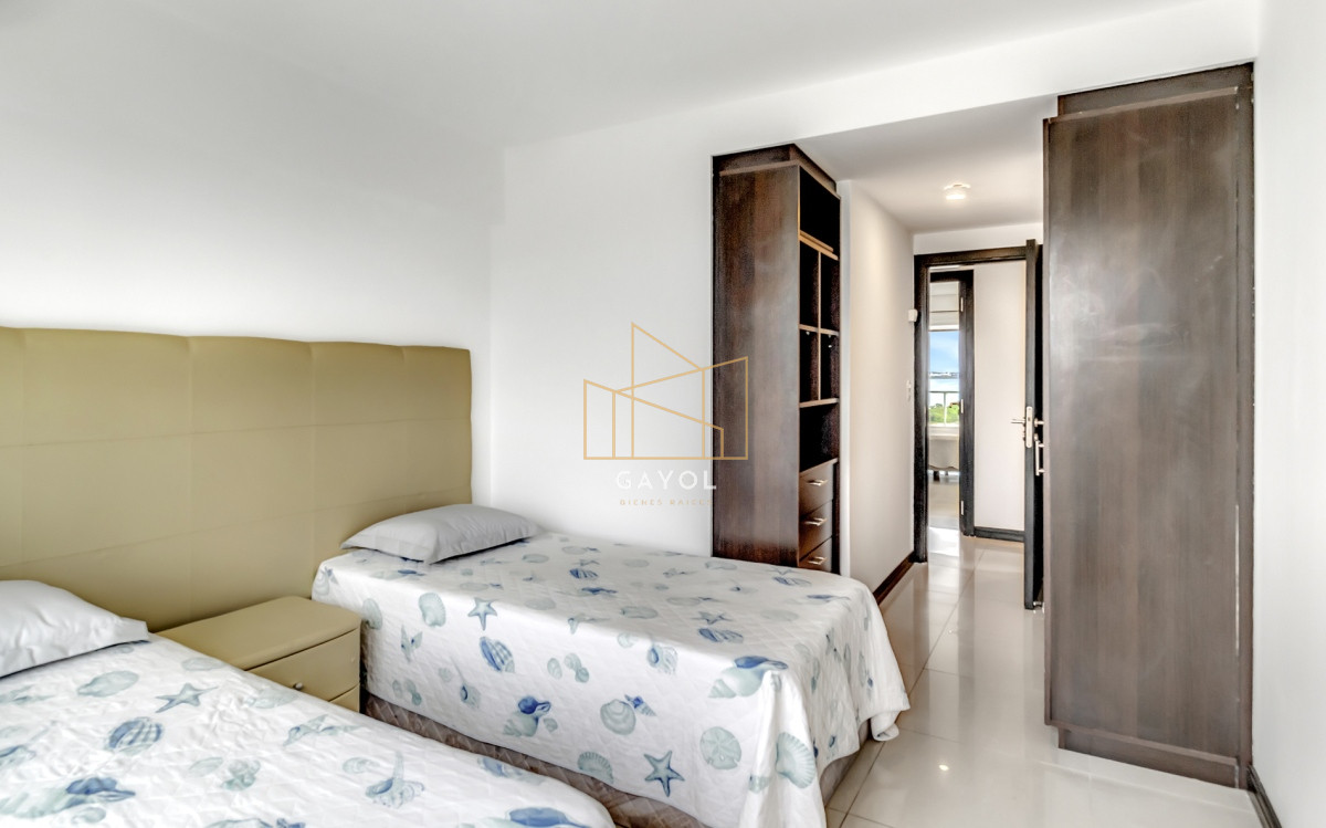 Apartamento ID.930 - Apartamento en venta playa Mansa, Punta del Este
